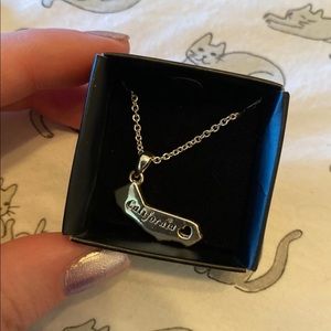 Avon California Home State Necklace NWT
